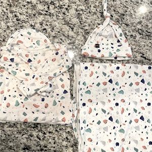 MilkMaid Goods knotted gown bundle with Hat